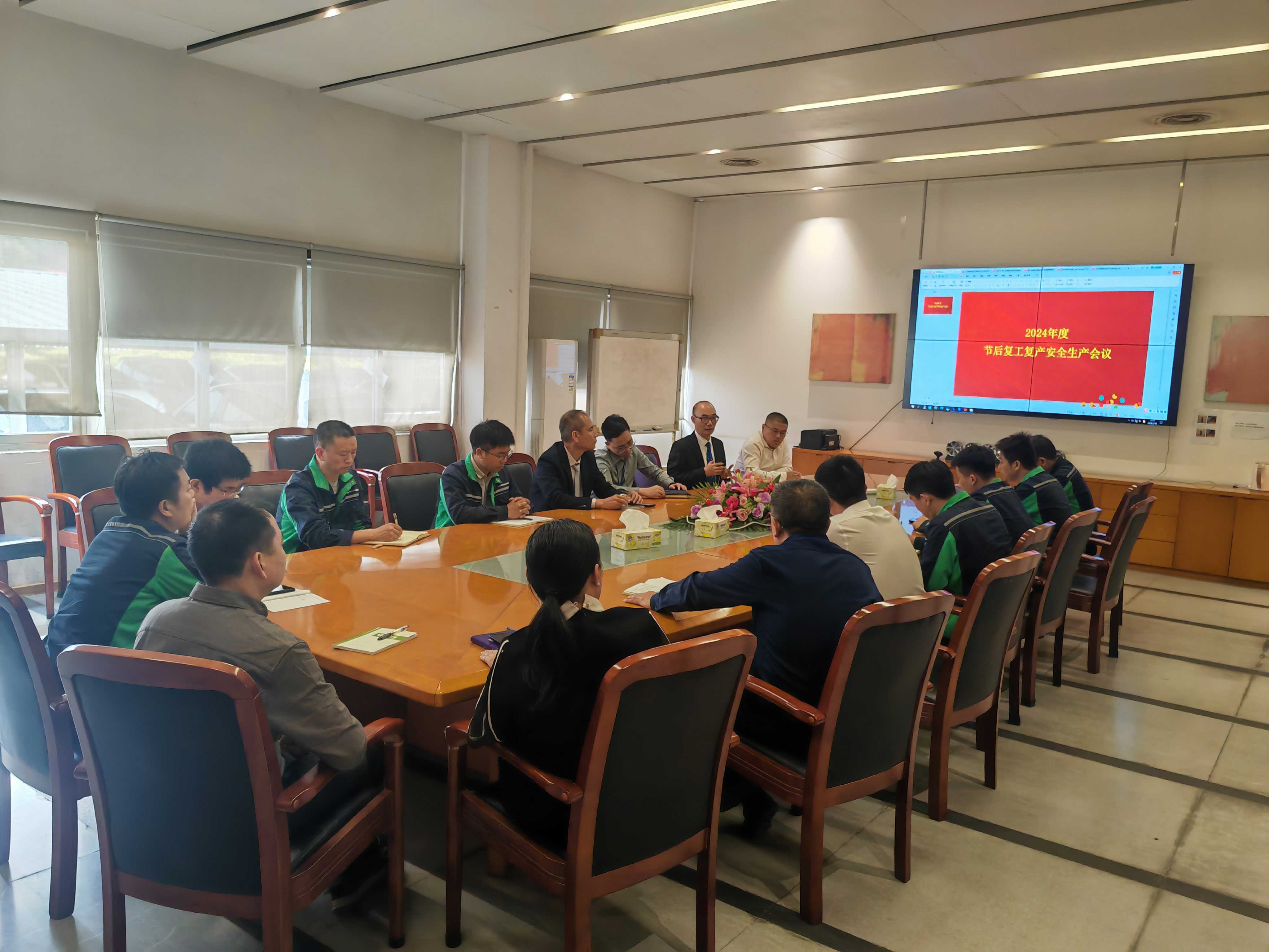 00822c340375028d951651a03ddbe50(1).jpg 00822c340375028d951651a03ddbe50(1).jpg